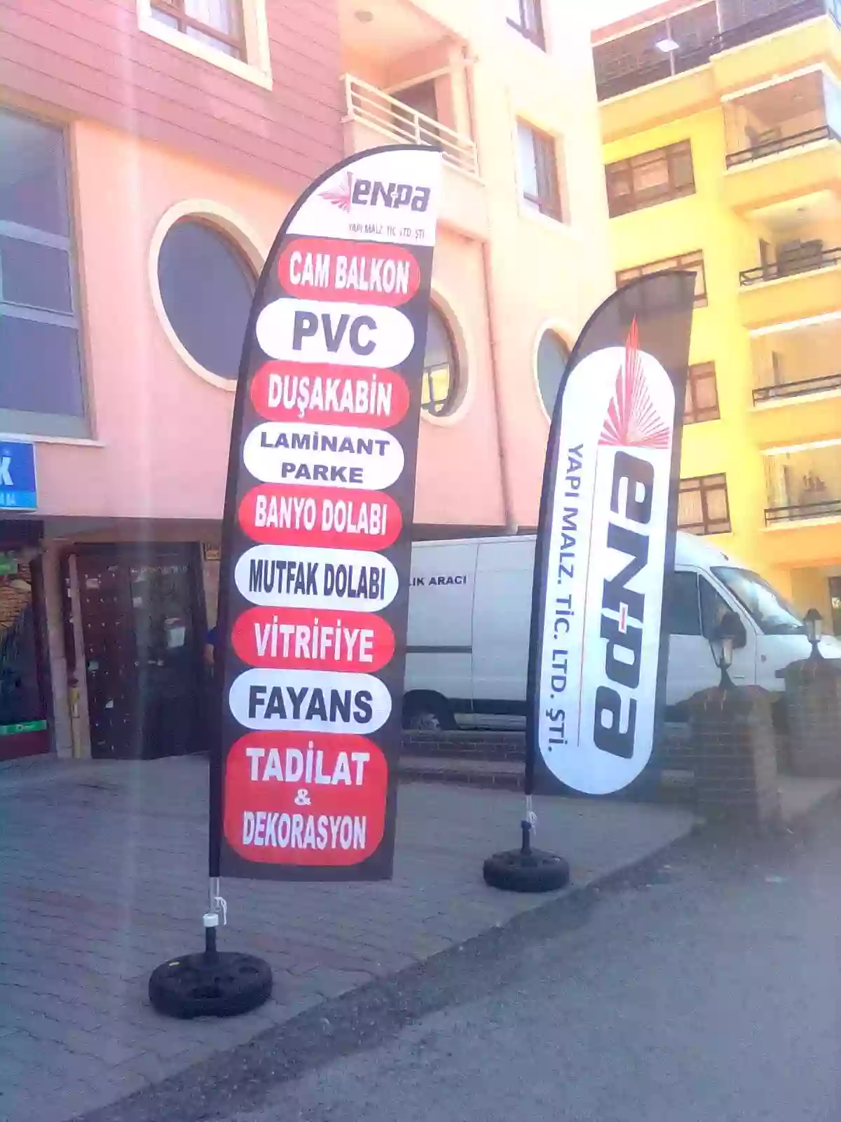 cam-balkon-olta-bayragi